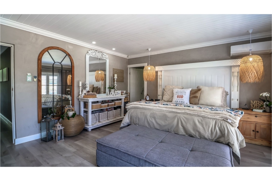 5 Bedroom Property for Sale in Num Num Cape Estate Western Cape